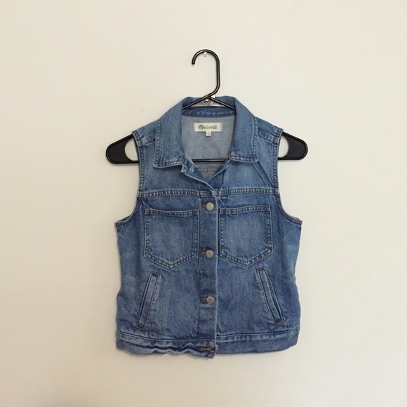 Madewell Jackets & Blazers - Madewell pocket Jean vest