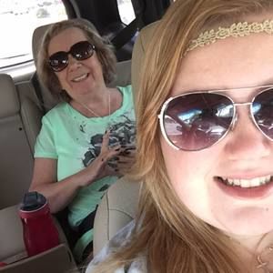 Meet your Posher, Kari