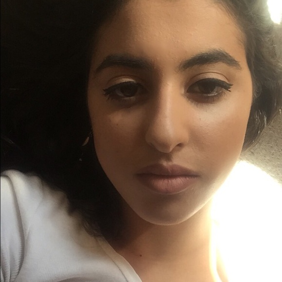 Meet your Posher, Yitty - Picture 1 of 1