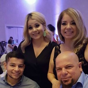 Meet your Posher, Irasema