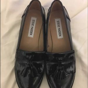 Steve Madden black leather loafers