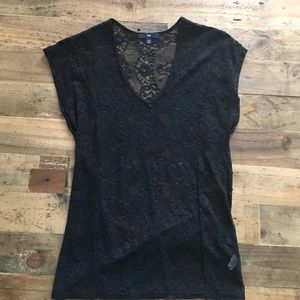Gap black lace t-shirt