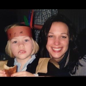 Meet your Posher, Sharon