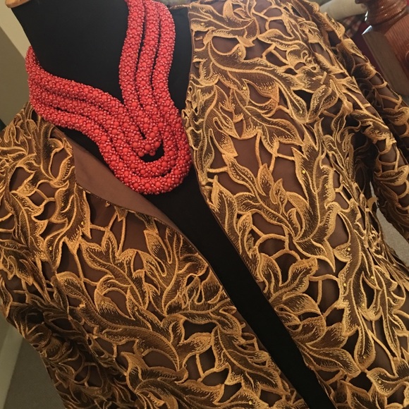 Extraordinary in a handmade African creation!