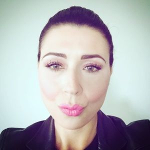 Meet your Posher, Gelena