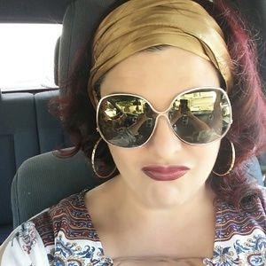 Meet your Posher, Vicky