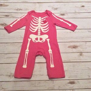 🌹 HP Old Navy Glow in the Dark Pajamas 6-12 month
