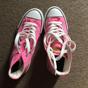 The cutest pinky shoes ever