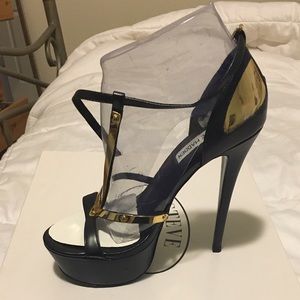 Steve Madden "Attention" platform sandal.