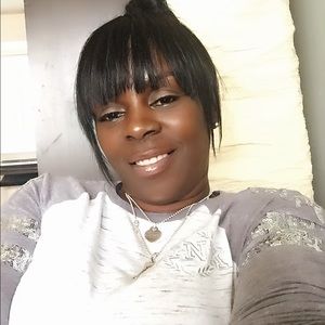 Meet your Posher, Juana