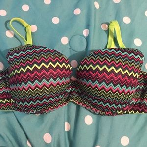 PINK Lightly Lined Bra