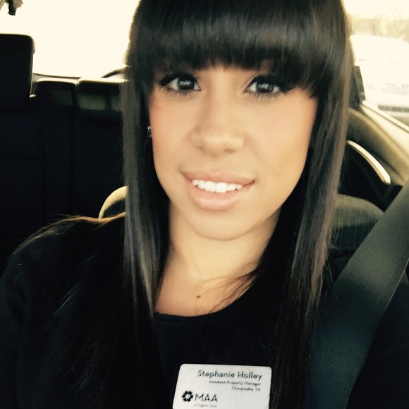 Meet your Posher, Stephanie