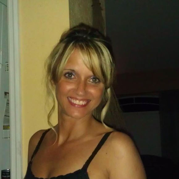 Meet your Posher, Alana