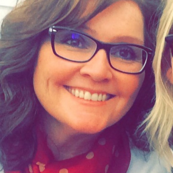 Meet your Posher, Alison