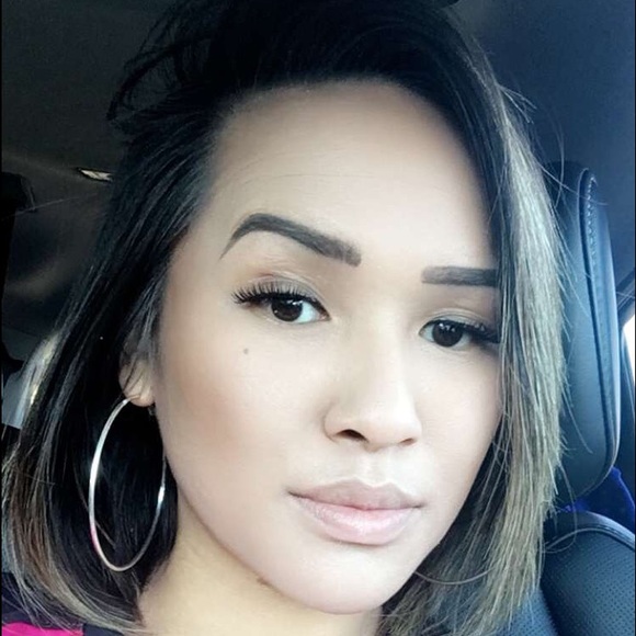 Meet your Posher, Lynn - Picture 1 of 1