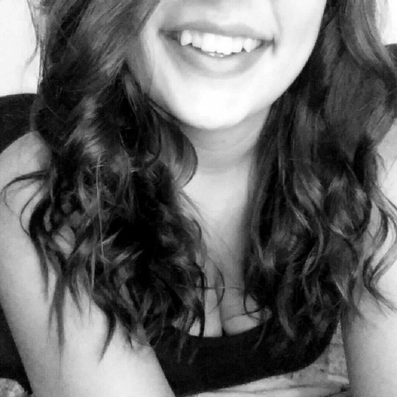 Meet your Posher, Jasmine - Picture 1 of 1