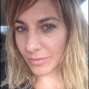Meet your Posher, Carolyn