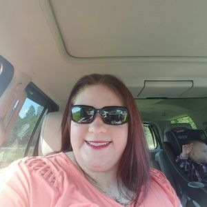 Meet your Posher, Katherine