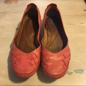 Clark's Artisan Flats