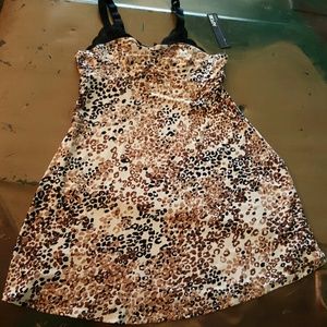 Leopard print night chemise