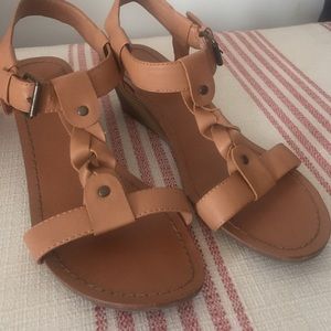 Old Navy Wedge Sandals