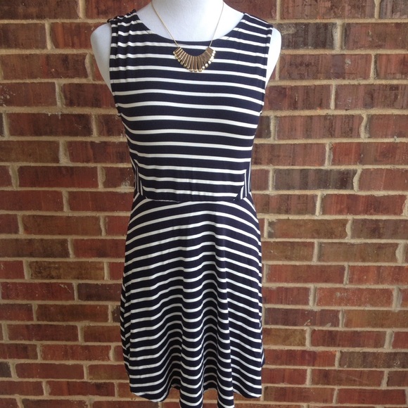 Blue and white striped dress - Picture 1 of 4