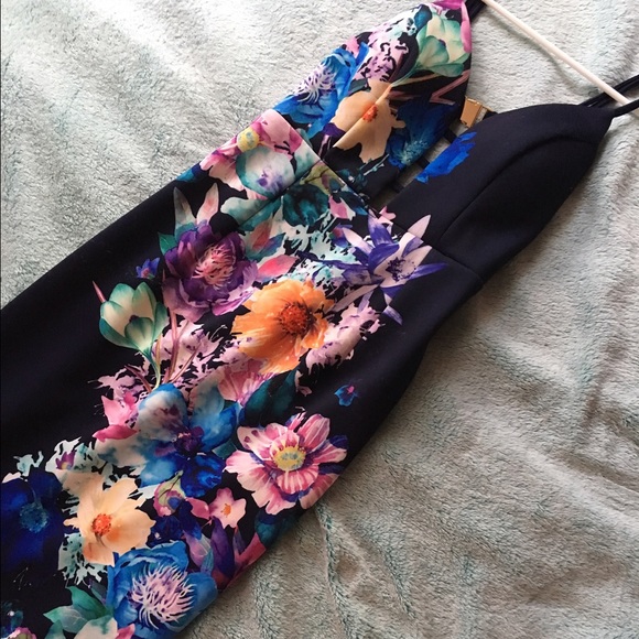 Asos dress size m