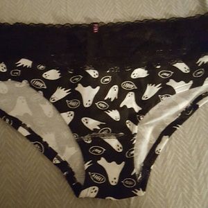 NWT Halloween panties!