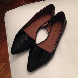 Chinese laundry flats