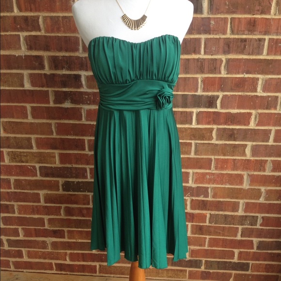 Strapless green dress - Picture 1 of 3