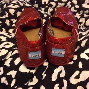 TOMS