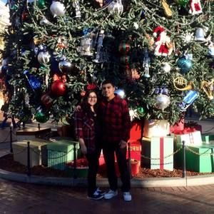 Meet your Posher, Christopher