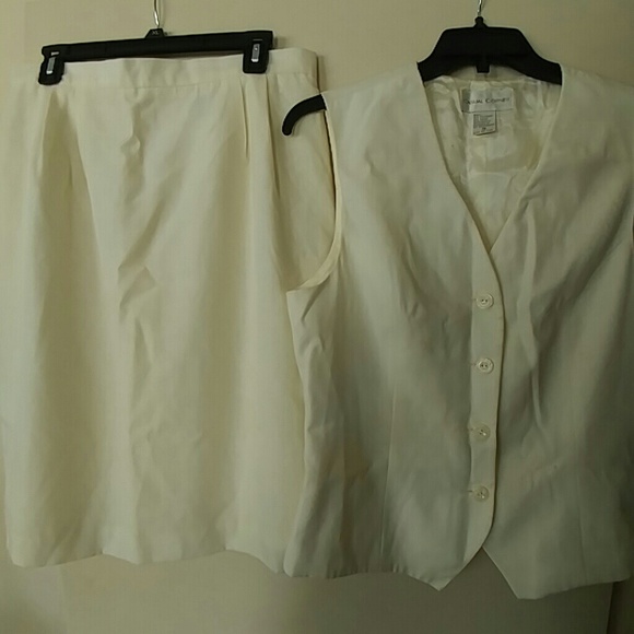 casual corner Dresses & Skirts - WOMEN'S 2 PC SUIT SKIRT W/VEST SIZE 16