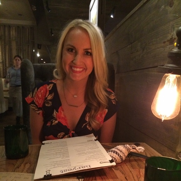 Meet your Posher, Bret