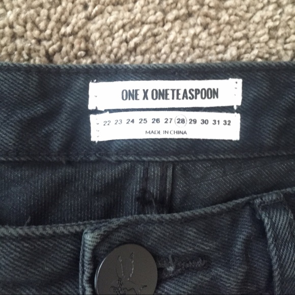 Jeans - Picture 3 of 4