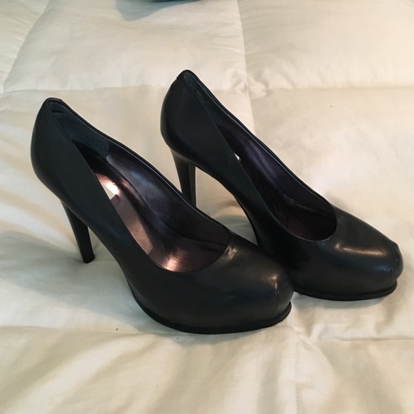 Black heels