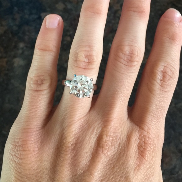 Jewelry - CZ Sterling Silver 3 carat diamond ring