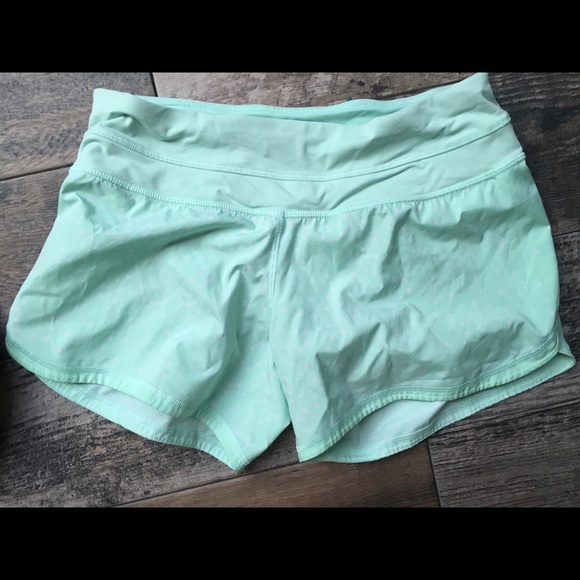 Mint poka dot lululemon speed shorts