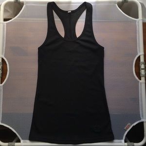 Under Armour Victory Tank - S