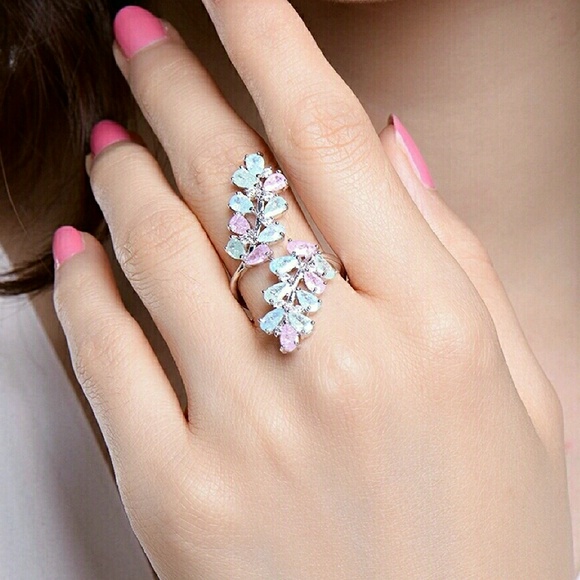 Jewelry - New! White Gold Plated Ring