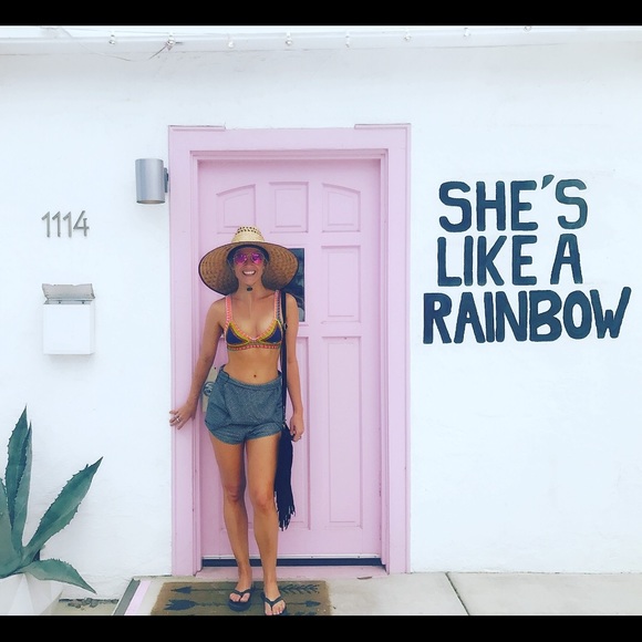 Meet your Posher, Hannah - Picture 4 of 5