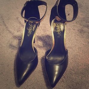 Fergie stilettos size 8