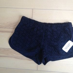 Forever 21 black floral print crochet shorts