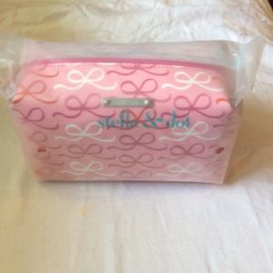 Stella and Dot Breast Cancer poof