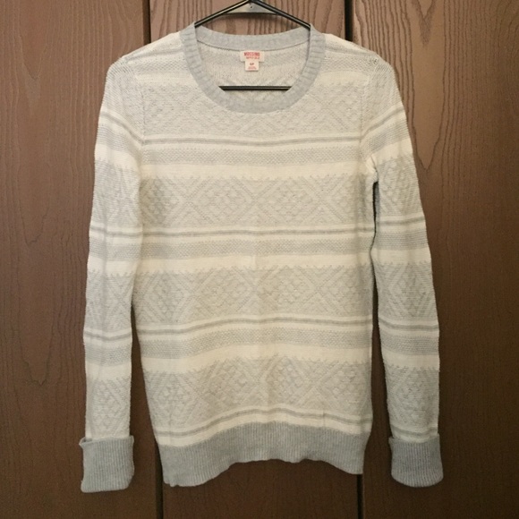 Mossimo Supply Co. Sweaters - Cream and Light Grey Sweater