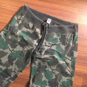Lucky Brand Leaf Camo Sweatpants