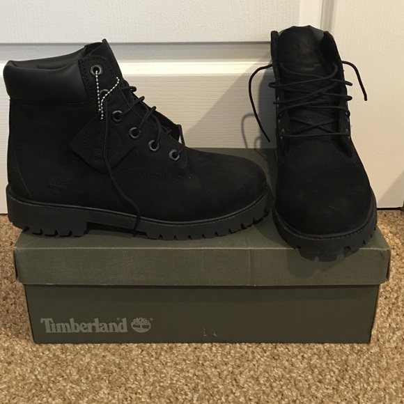 Timberland 6" premium black suede boots