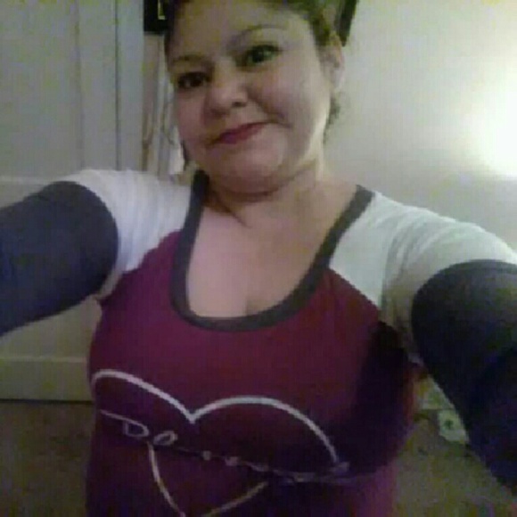 Meet your Posher, Sonia - Picture 1 of 1