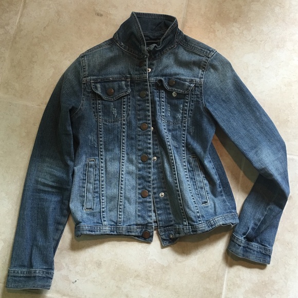 Jean jacket - Picture 2 of 4