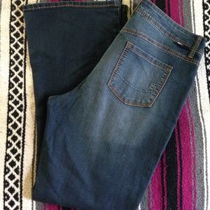 Torrid jeans size 18